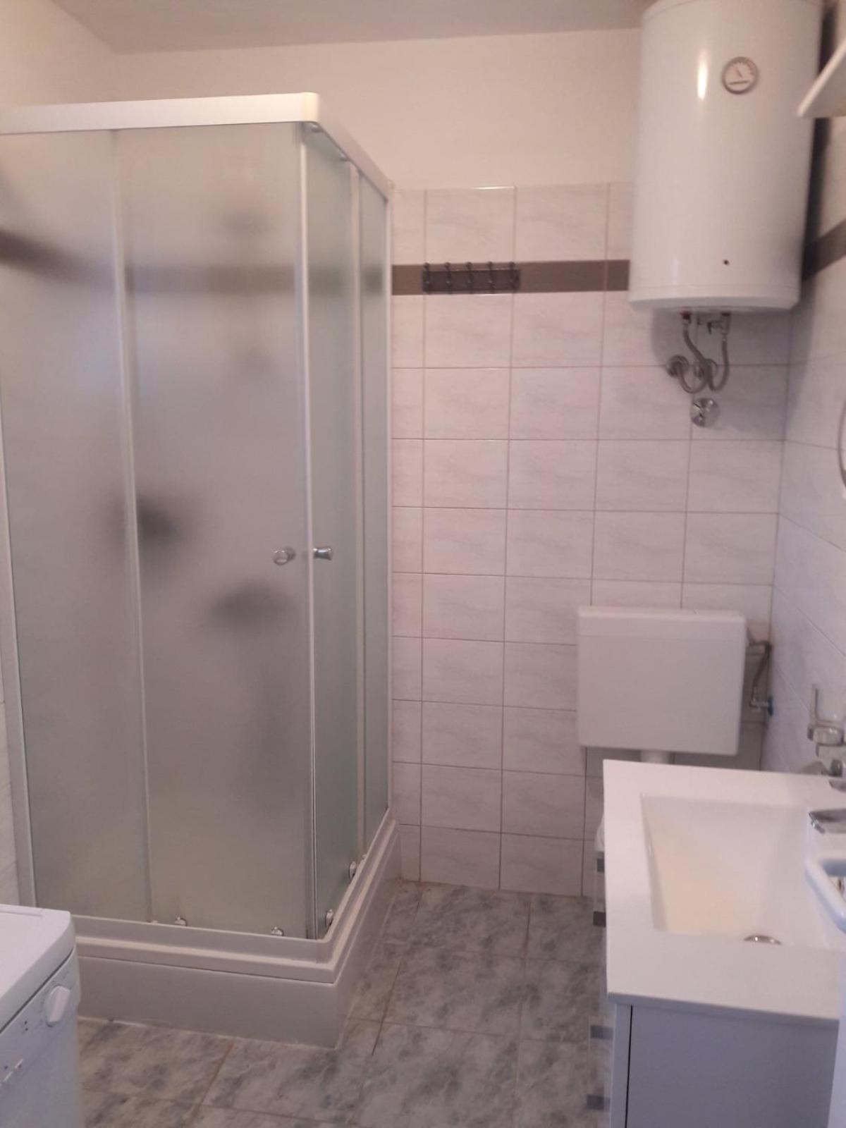 Fei Fei Apartments Racisce Room photo
